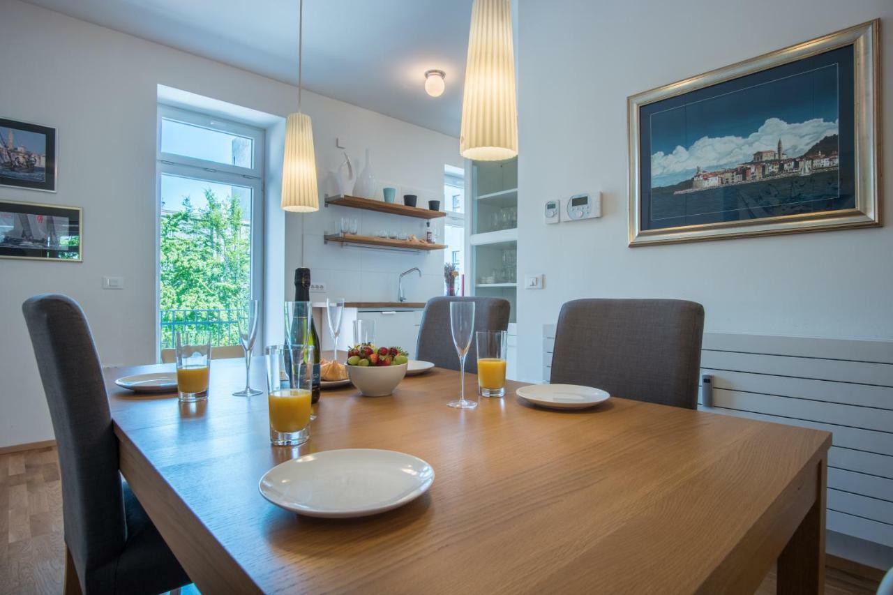 Luxury Central Apartment Любляна Екстер'єр фото