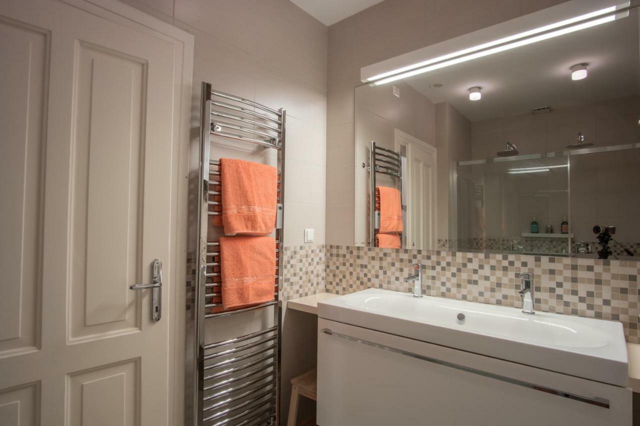 Luxury Central Apartment Любляна Екстер'єр фото